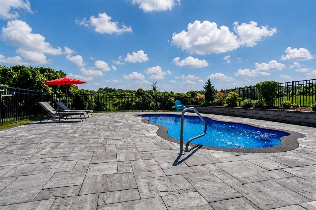 710 George Hill Rd, Lancaster, MA Photo #33