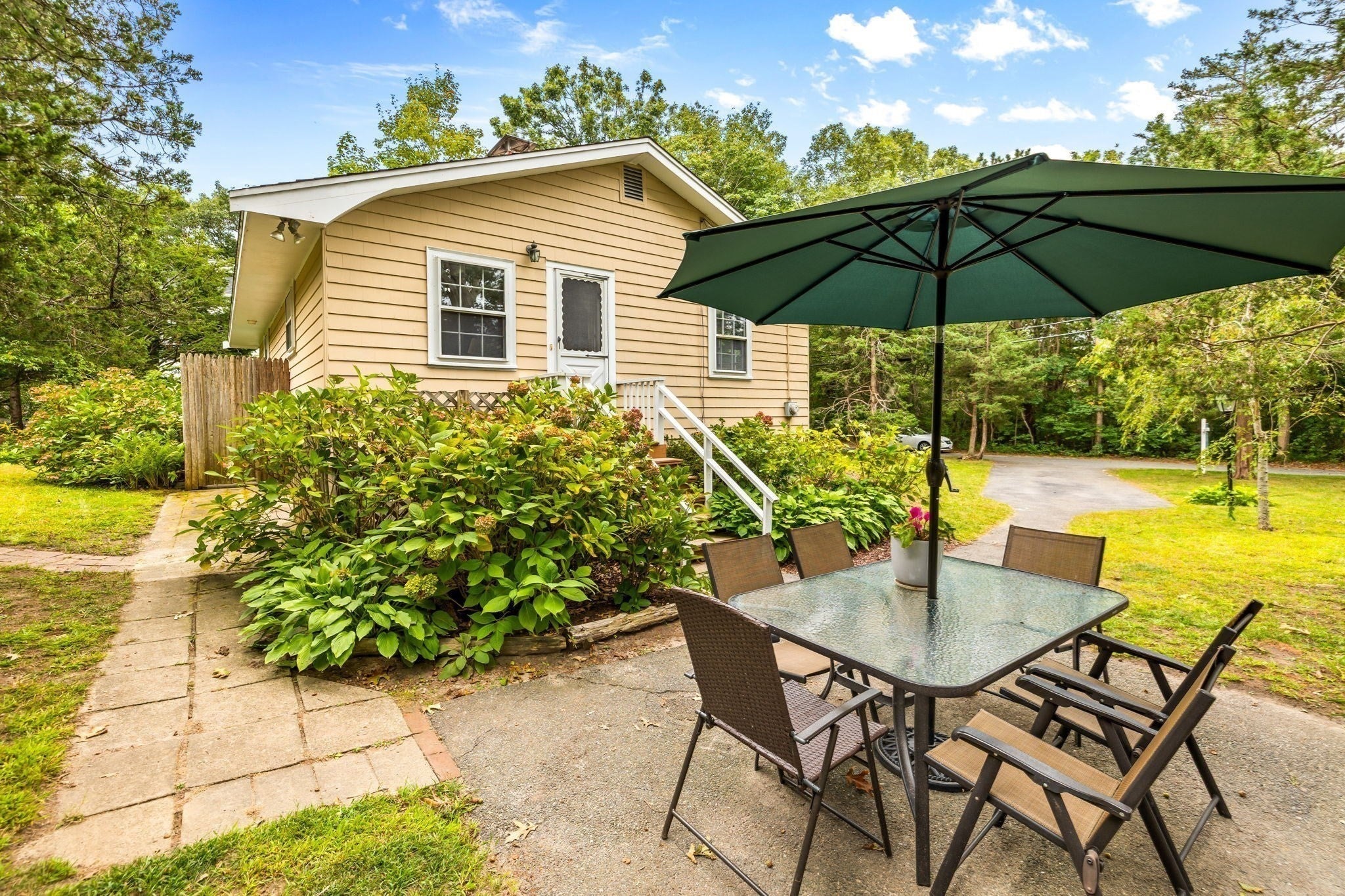23 Santuit Rd, Falmouth, MA Photo #7