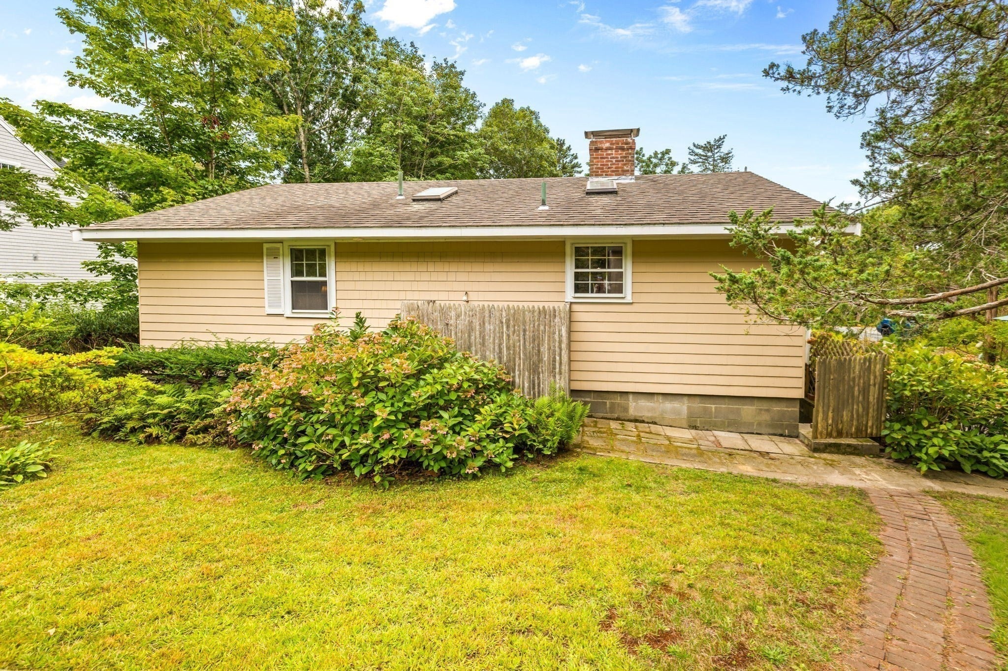 23 Santuit Rd, Falmouth, MA Photo #11