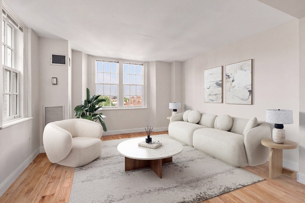 15 River Street 707