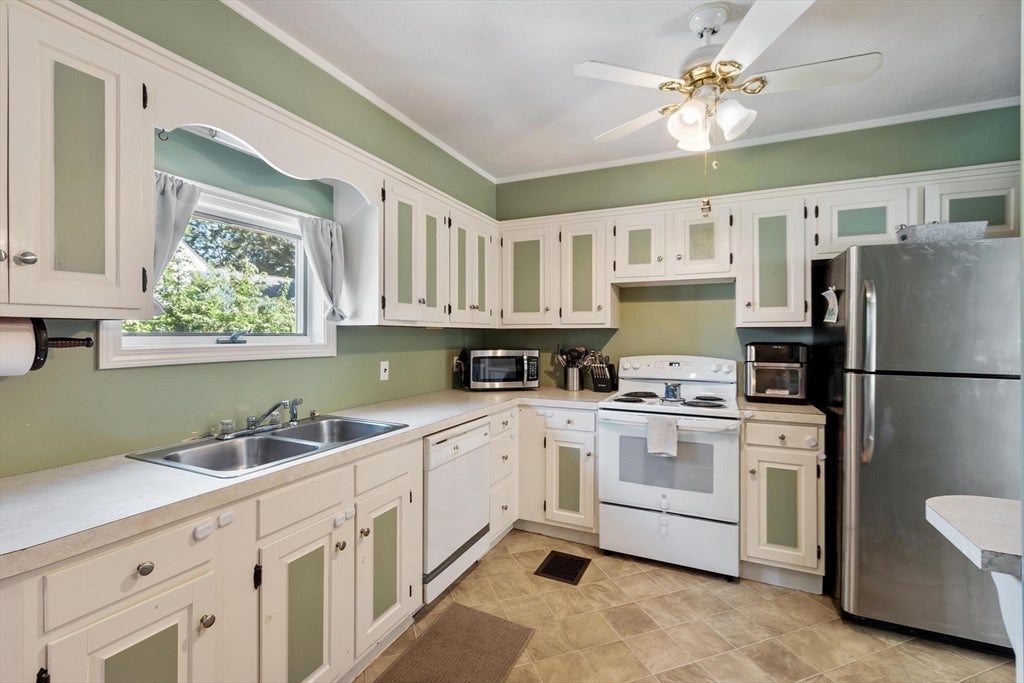 2 Williams Street, Templeton, MA, 2 Williams Street, Templeton, MA Photo #10