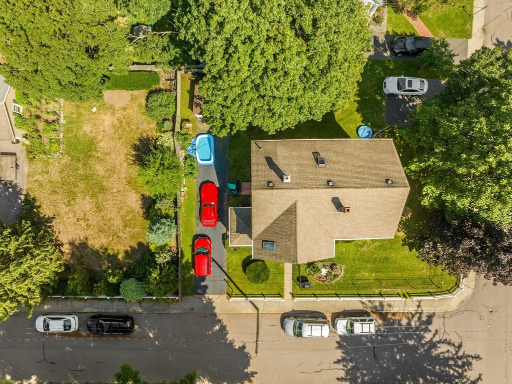 38 Court St