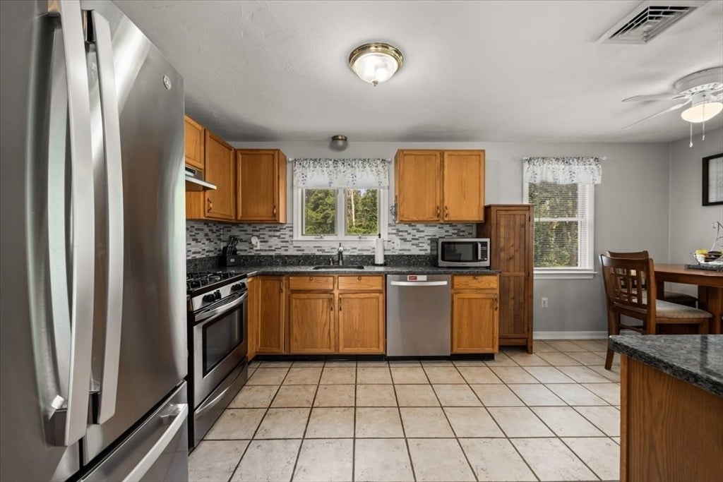 635 Dighton Ave, Taunton, MA, 635 Dighton Ave, Taunton, MA Photo #2