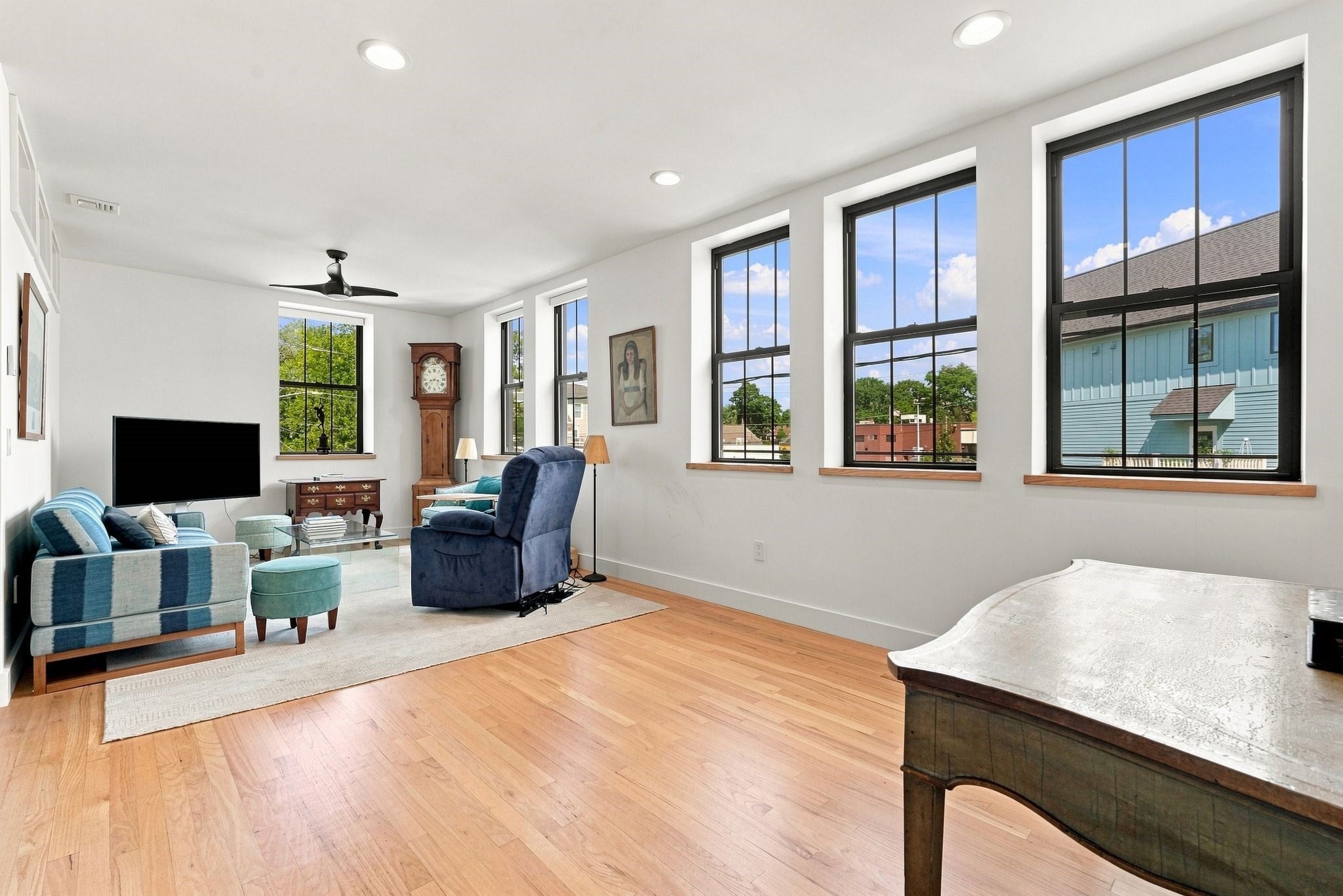 17 Hawley St #201, Northampton, MA Photo #11