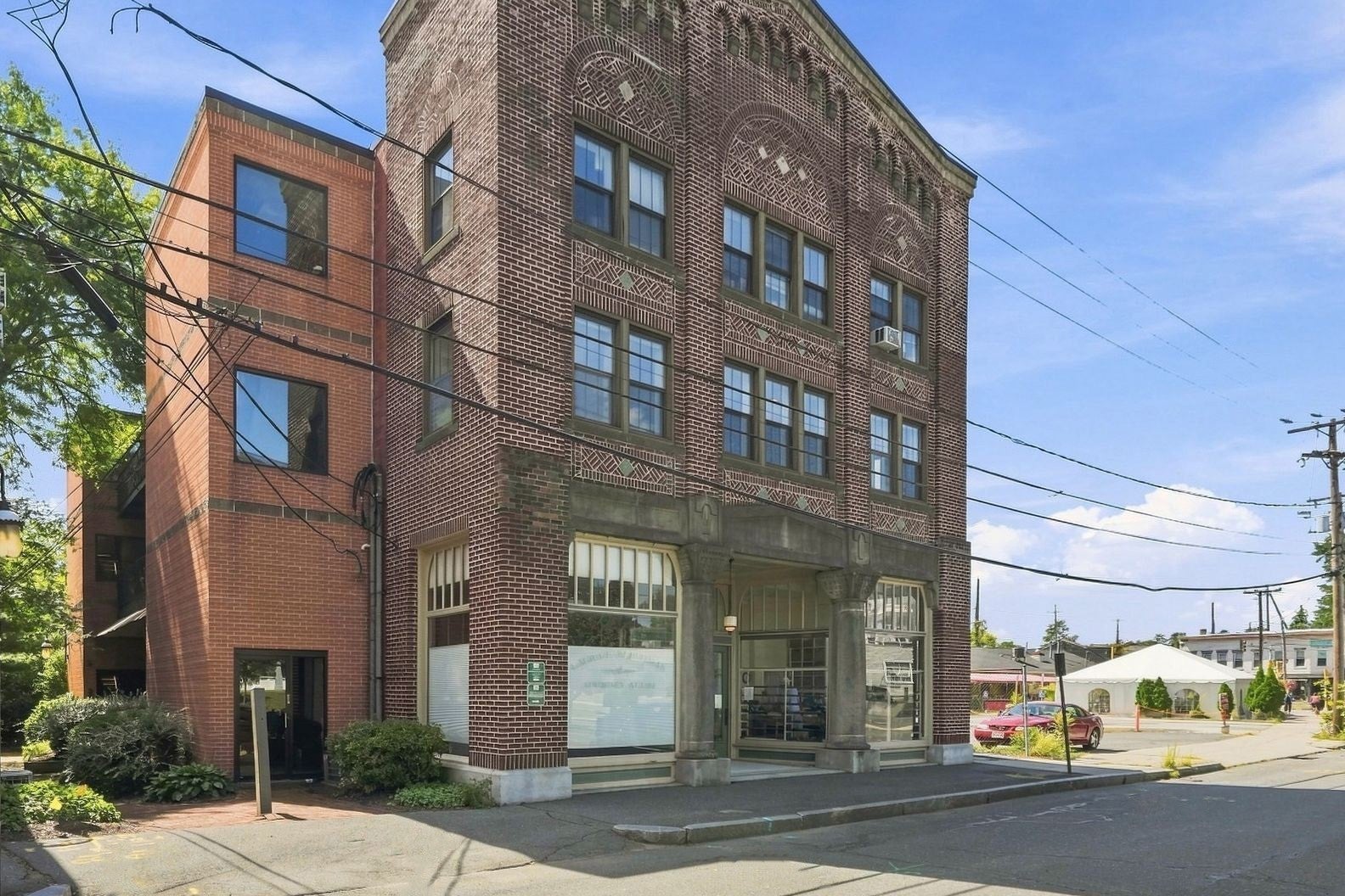 17 Hawley St #201, Northampton, MA Photo #2