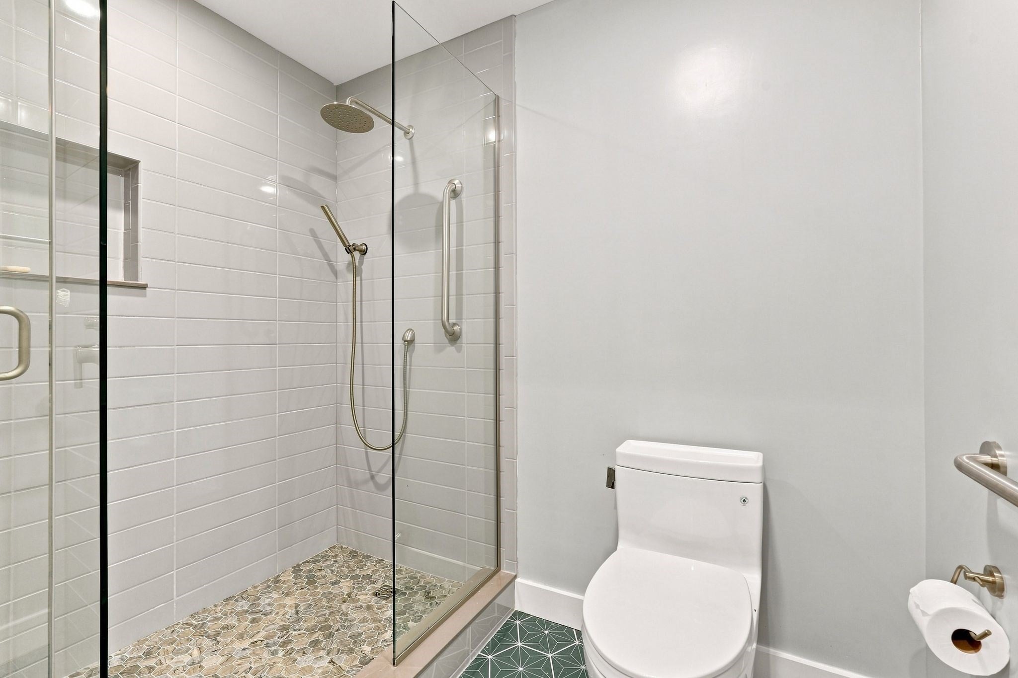 17 Hawley St #201, Northampton, MA Photo #18