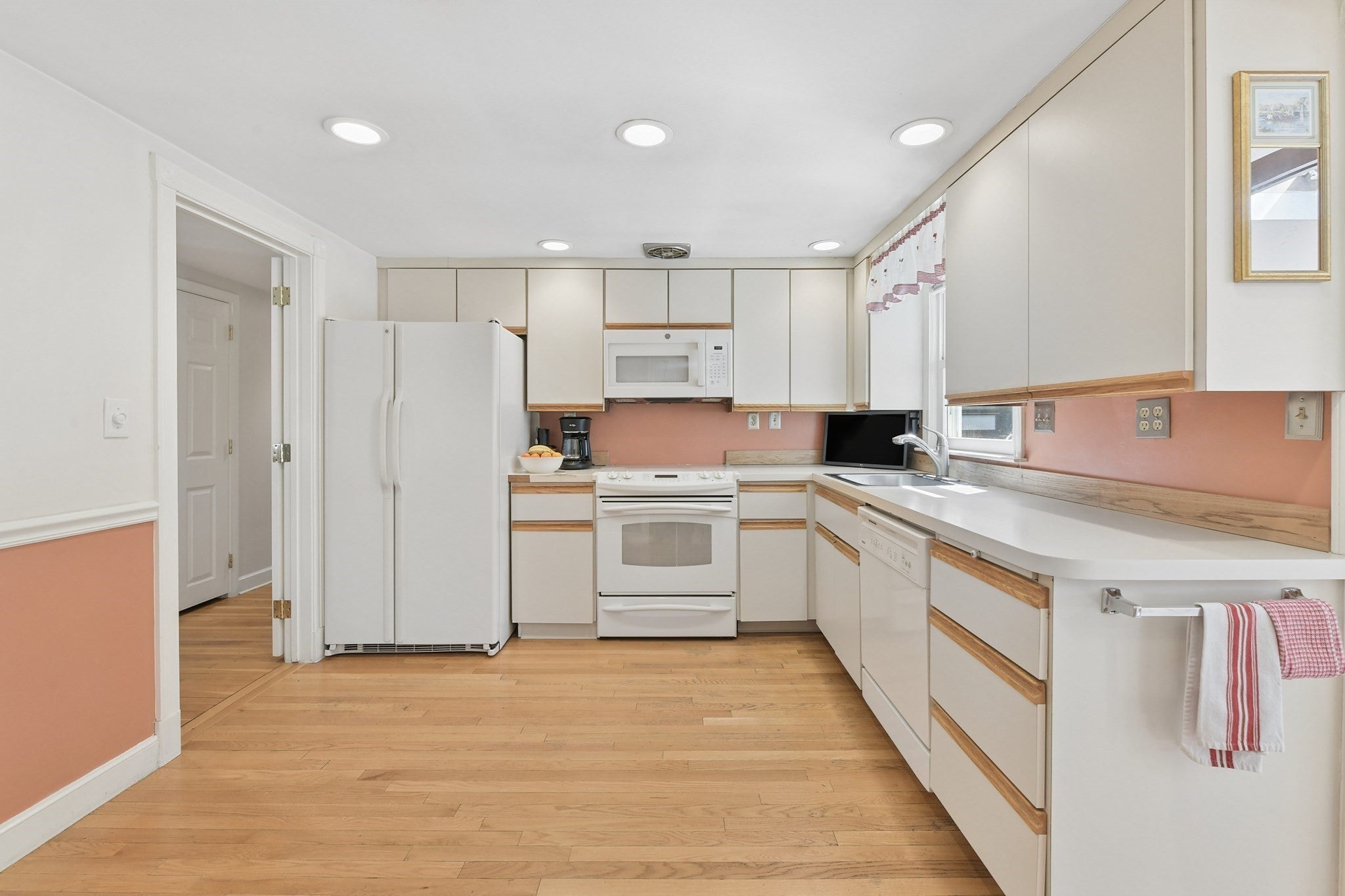 30 Sumner St, Canton, MA, 30 Sumner St, Canton, MA Photo #12