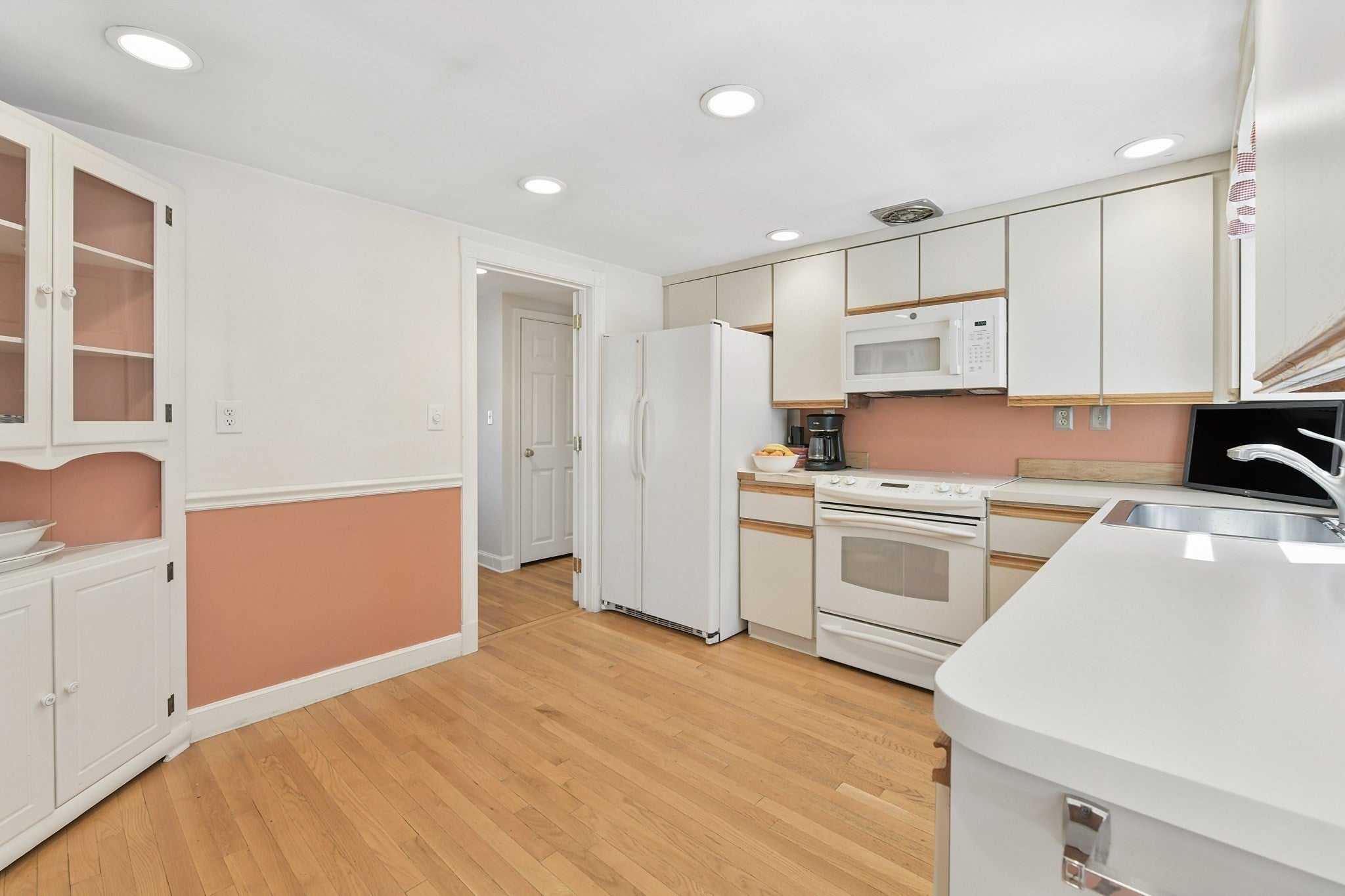 30 Sumner St, Canton, MA, 30 Sumner St, Canton, MA Photo #11