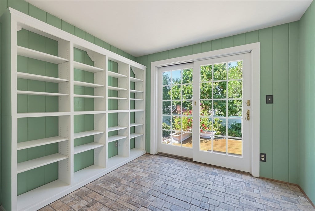 57 Pine Cir, Weymouth, MA, 57 Pine Cir, Weymouth, MA Photo #28