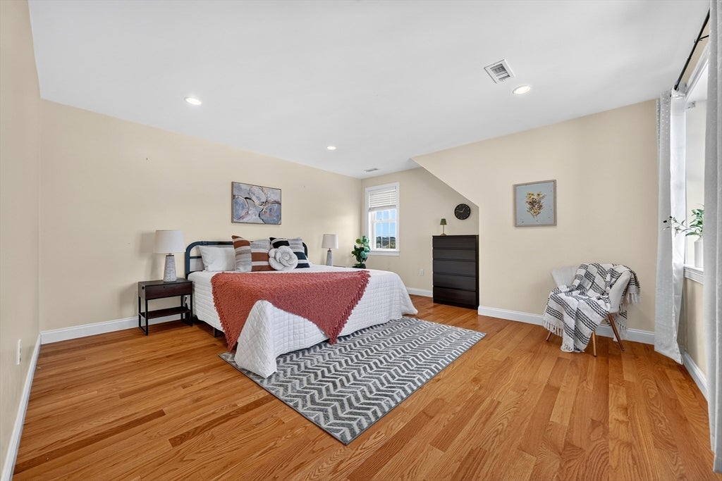 89 Overland Rd #2, Waltham, MA, 89 Overland Rd #2, Waltham, MA Photo #17