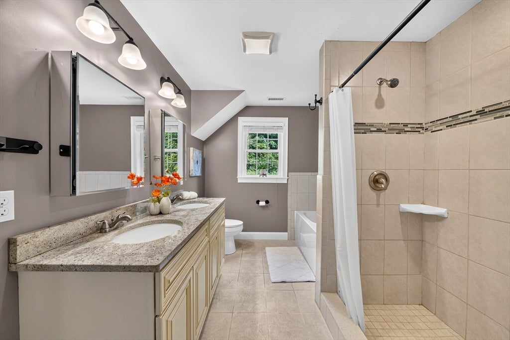 89 Overland Rd #2, Waltham, MA, 89 Overland Rd #2, Waltham, MA Photo #19