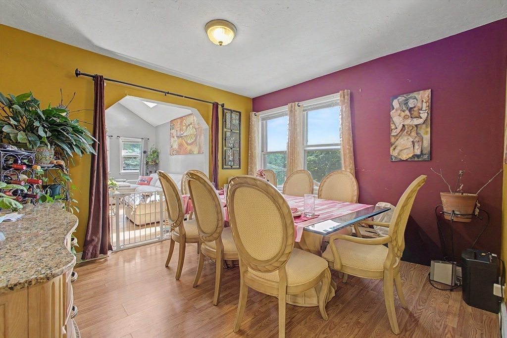178-180 Brookside Pkwy