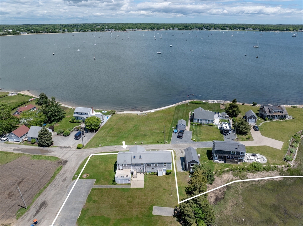 16 Shoreview Ave