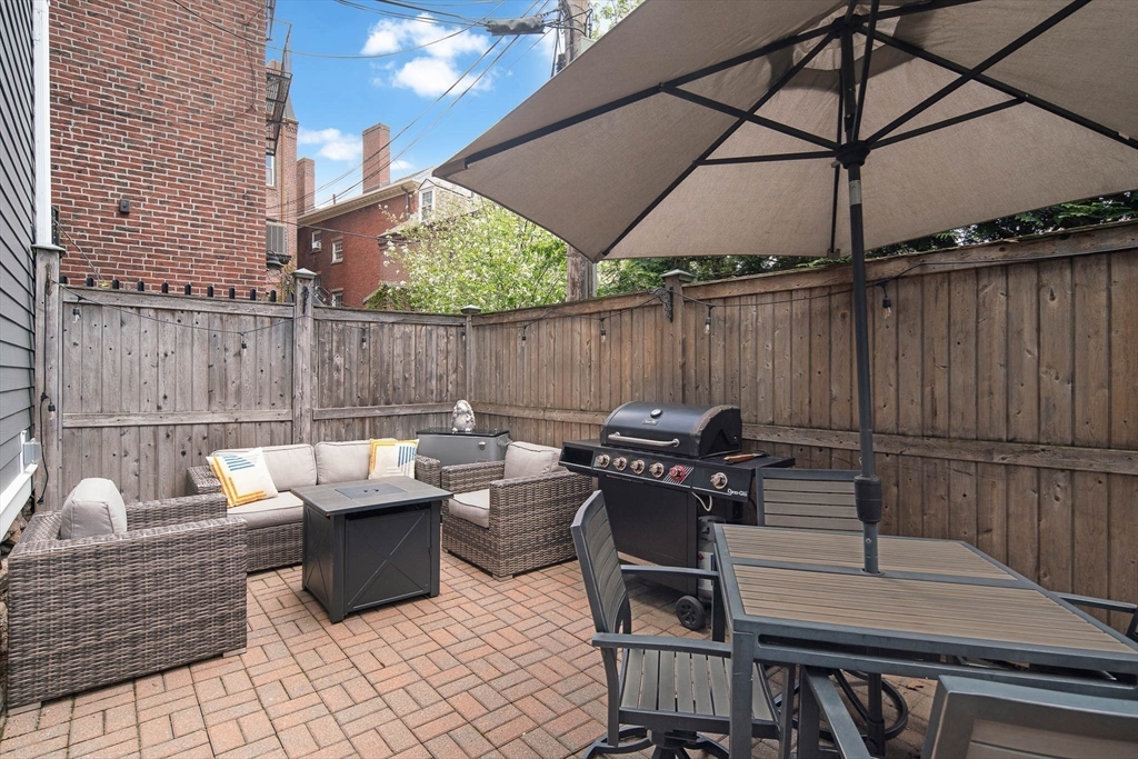 35 Rutherford Ave 1