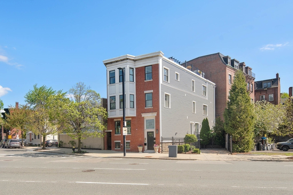 35 Rutherford Ave #1, Boston, MA Photo #27