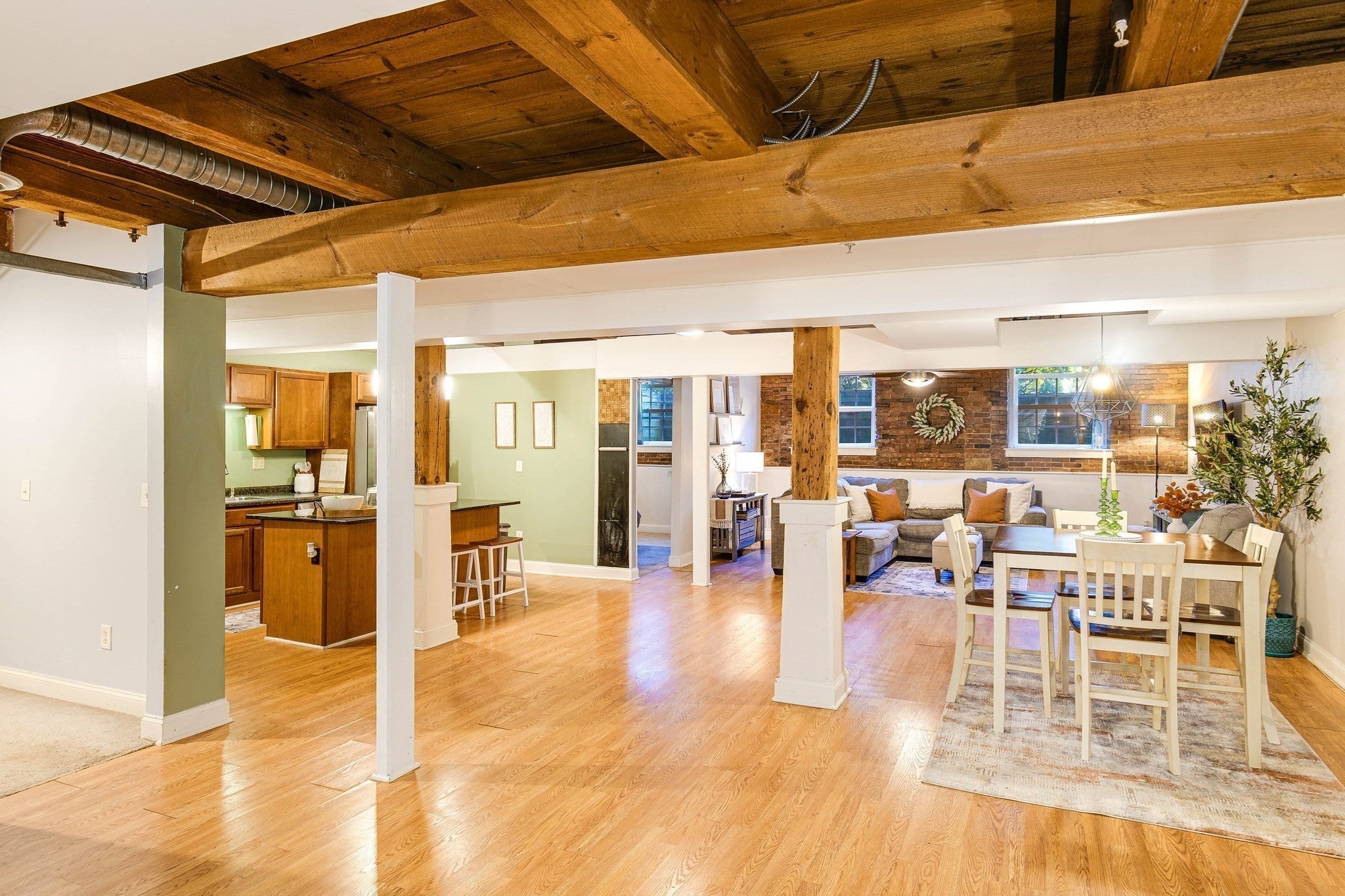 25 Cedar St 3