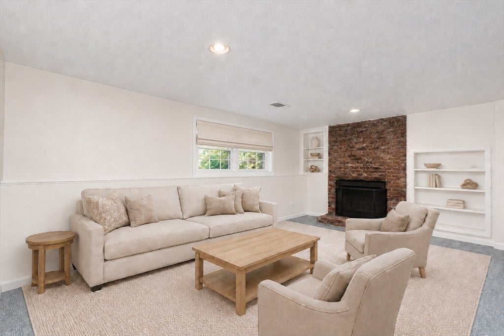 68 Gregory Rd, Holliston, MA, 68 Gregory Rd, Holliston, MA Photo #20