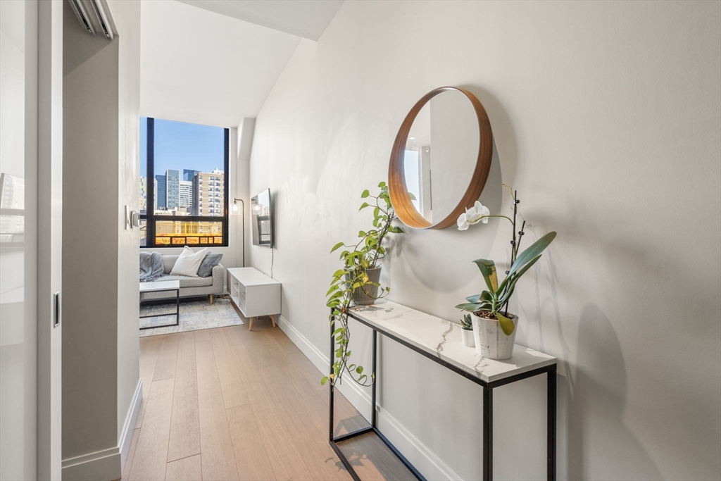 100 Shawmut Ave 506