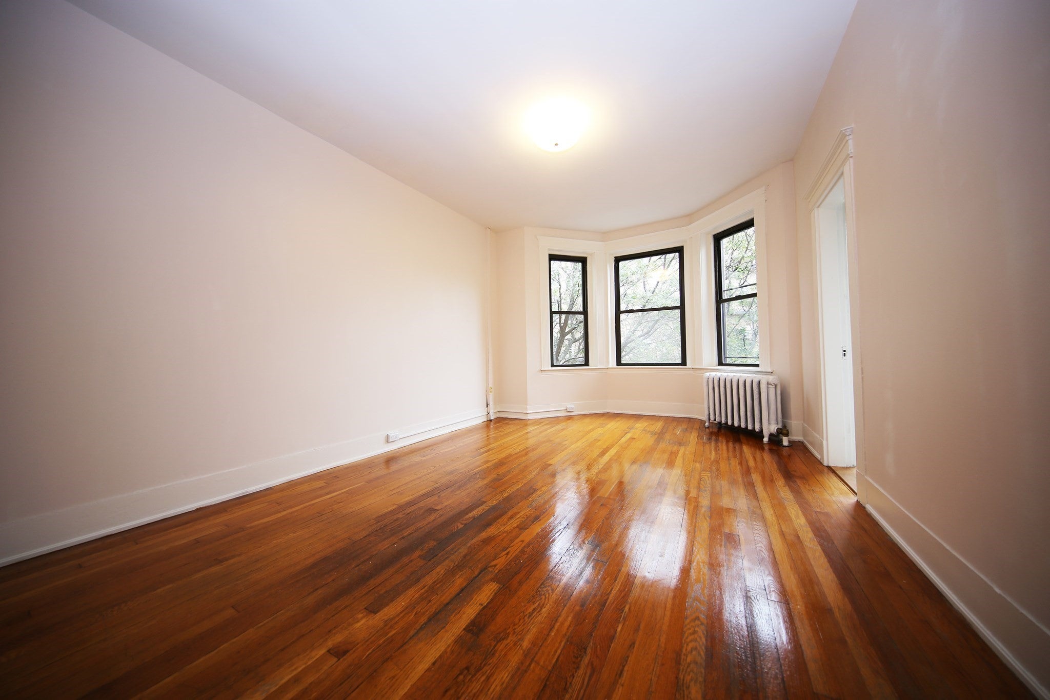 39 Hemenway St 19