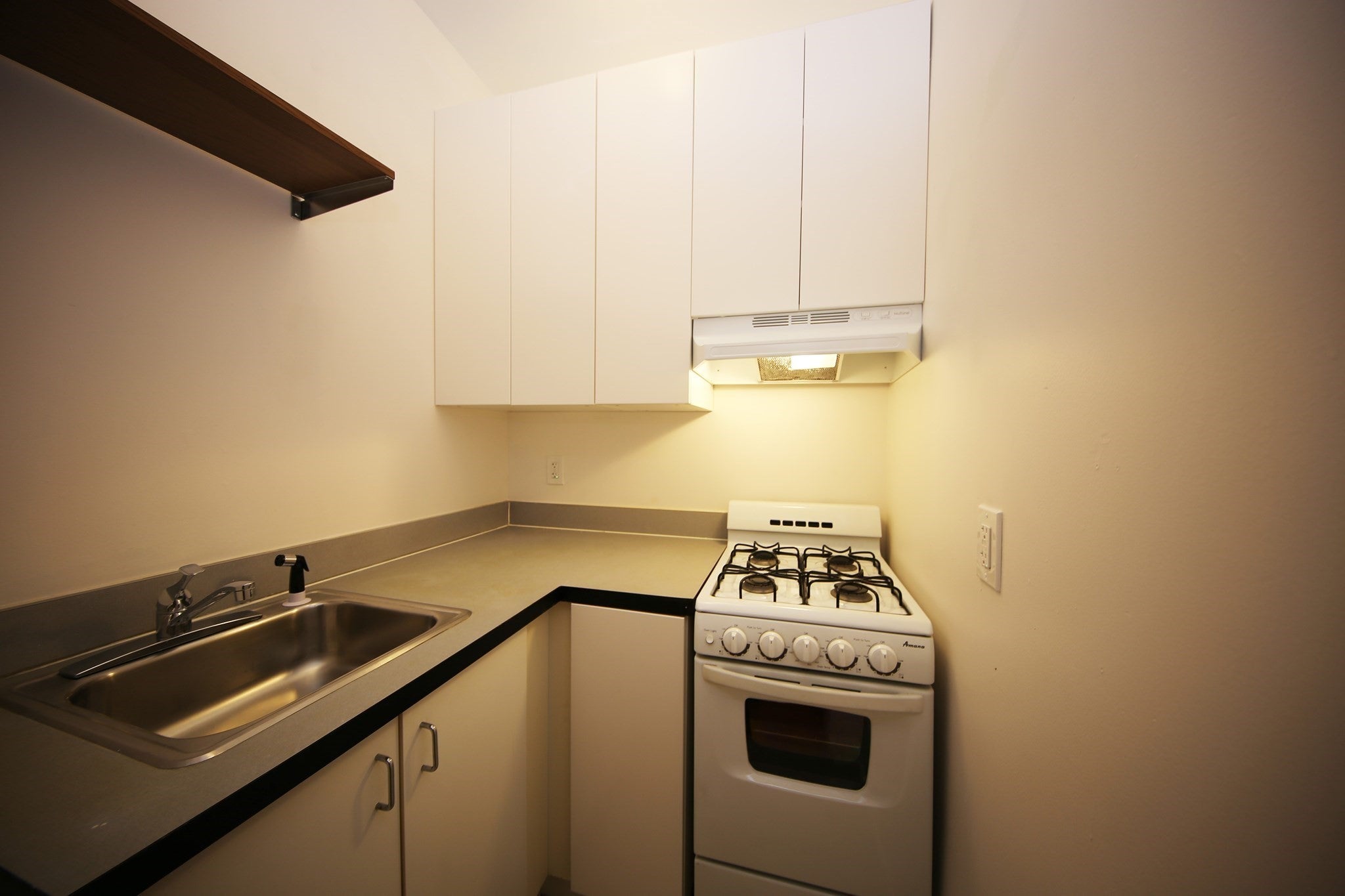 39 Hemenway St 19