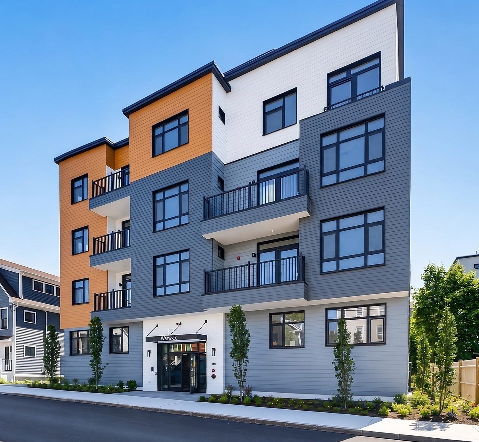 13 Warwick St 401