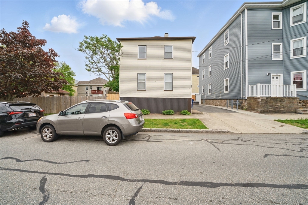 42 Query St