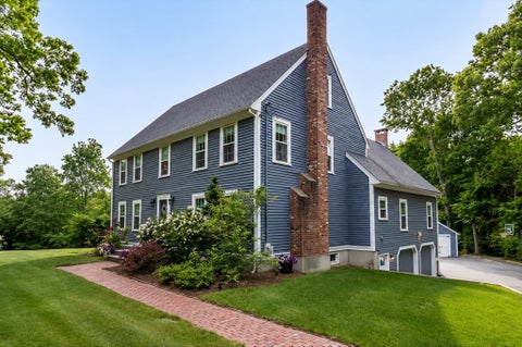 Photo of 745 Washington St, Walpole, MA 02081 (MLS # 73529713)