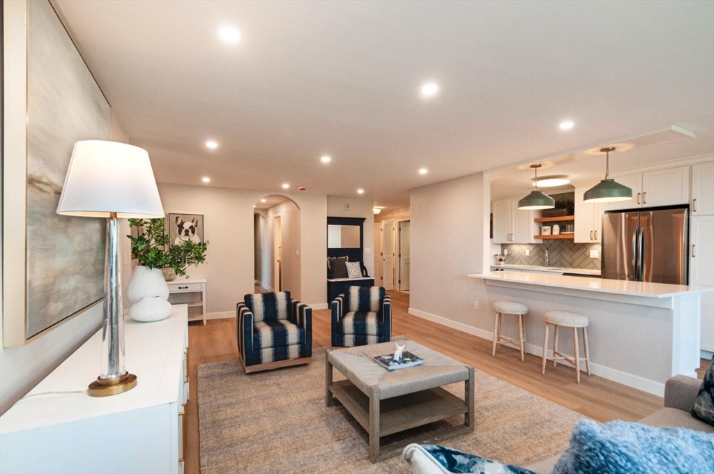 60 Longwood Ave 508