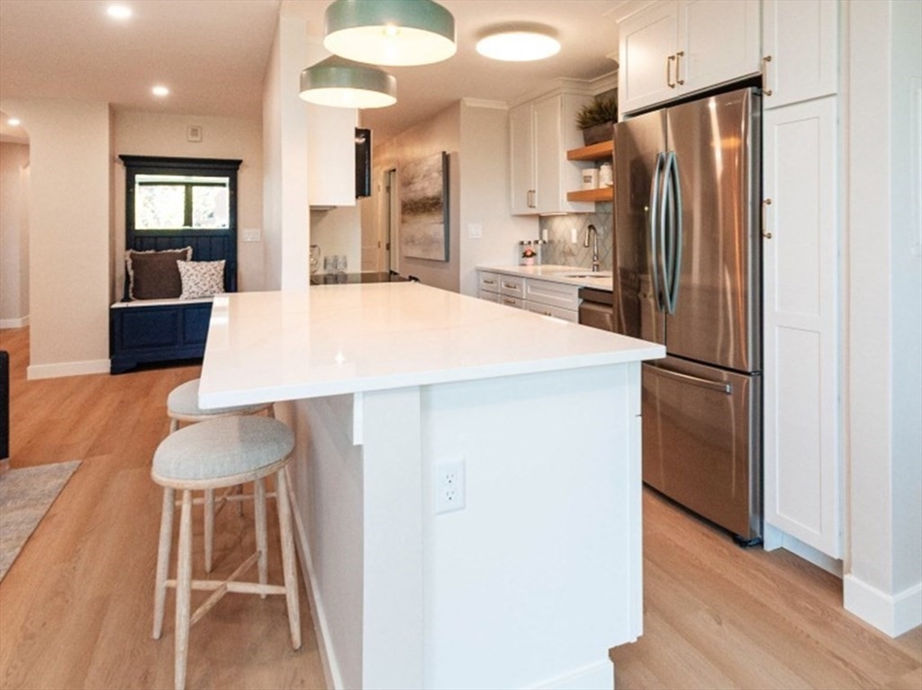 60 Longwood Ave 508
