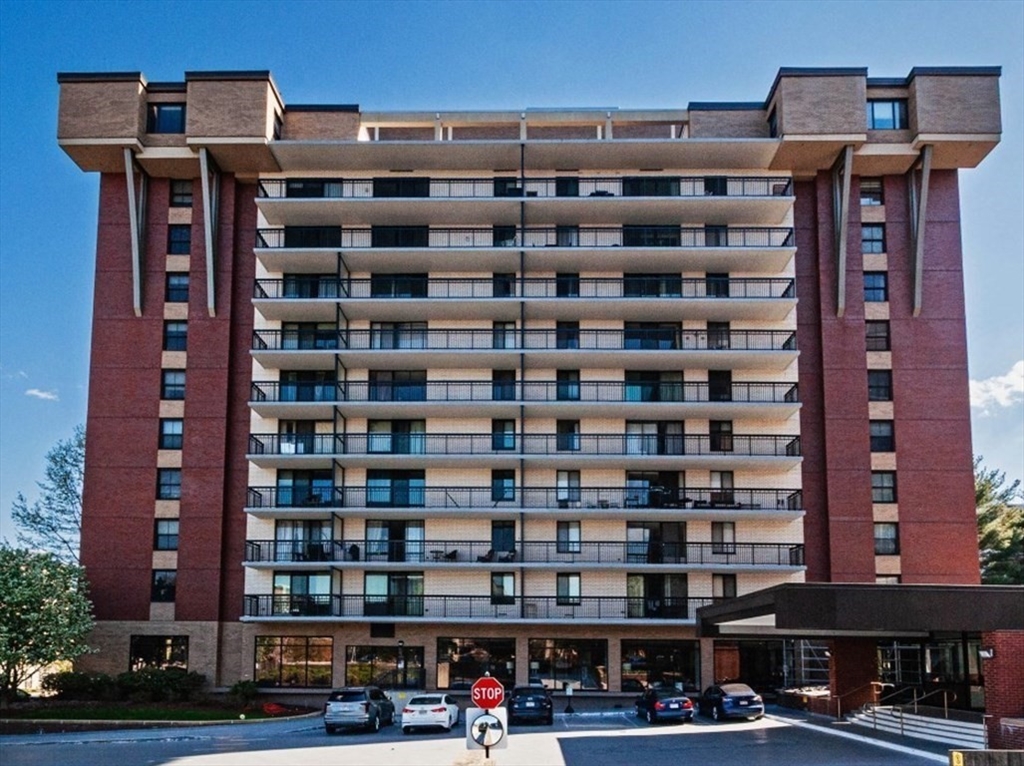 60 Longwood Ave 508
