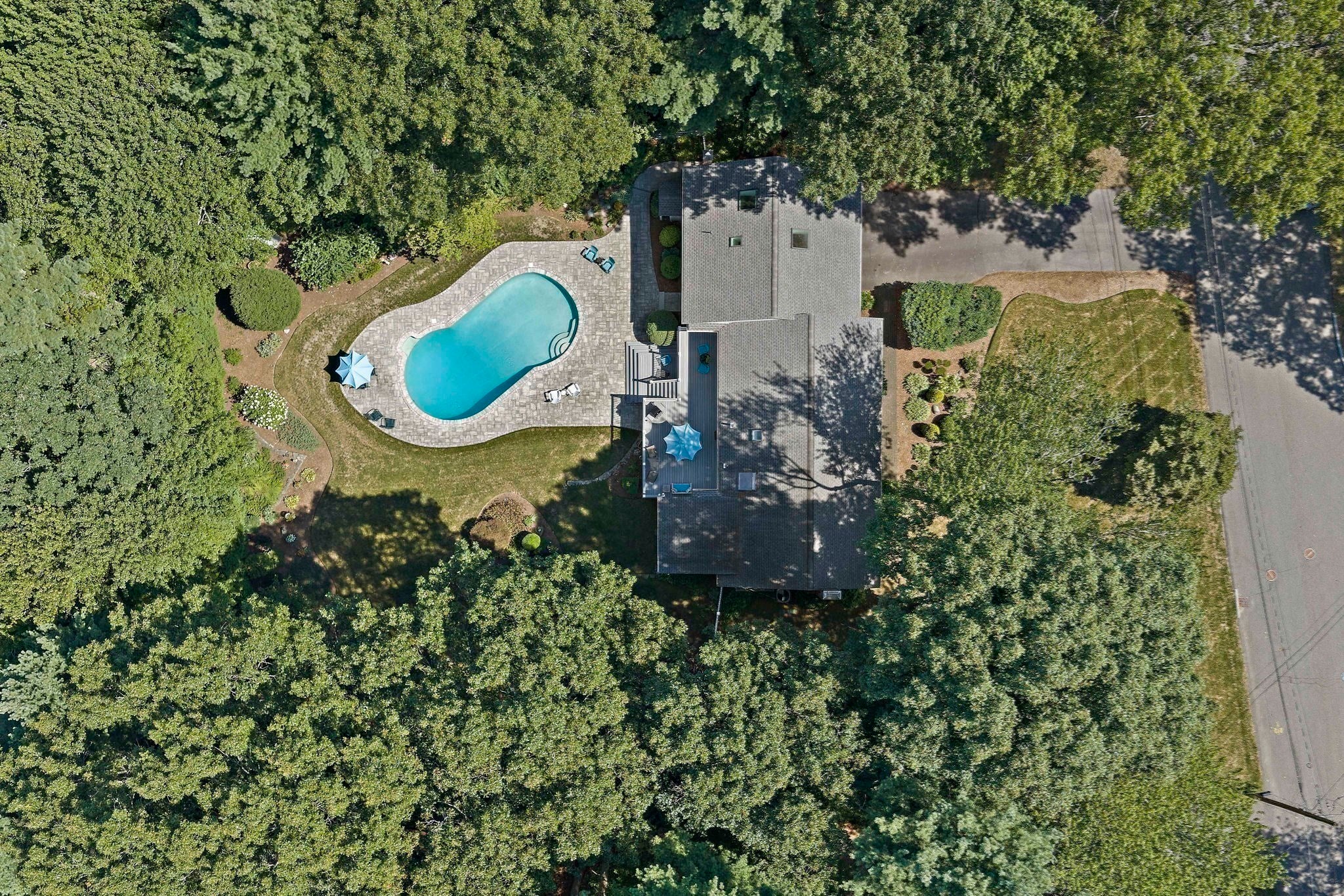 5 Surrey Ln, Canton, MA Photo #36