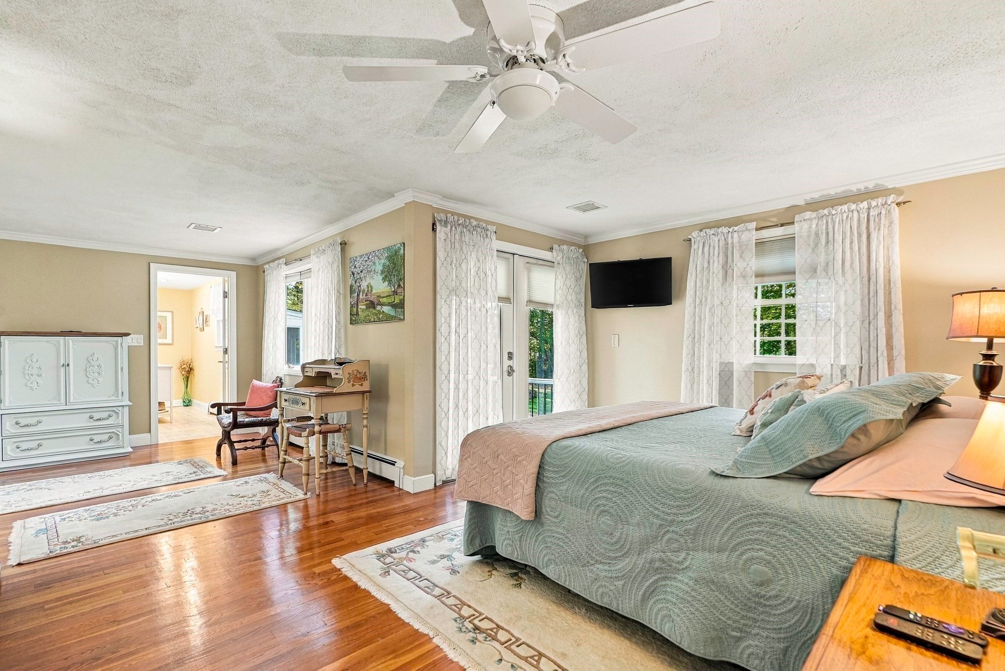5 Surrey Ln, Canton, MA Photo #12