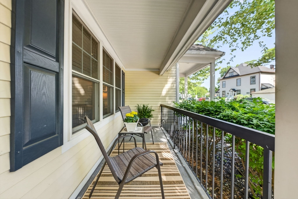 21 Maple St A