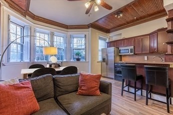 250 Commonwealth Ave 22