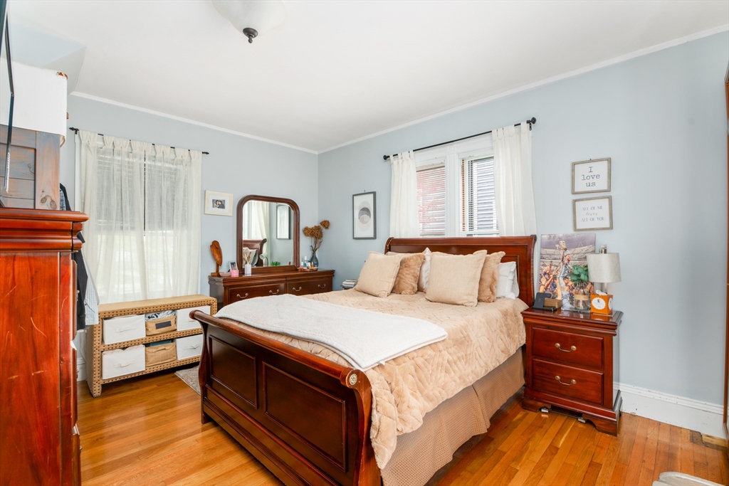18 Maple Street, Watertown, MA, 18 Maple Street, Watertown, MA Photo #6