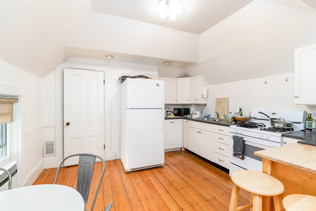 18 Maple Street, Watertown, MA, 18 Maple Street, Watertown, MA Photo #13