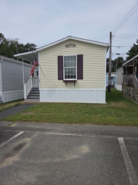 Photo of 1044 Phillips Rd #20, New Bedford, MA 02745 (MLS # 73432869)