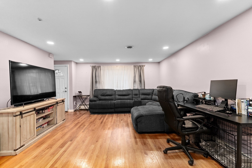 28 Smith Rd
