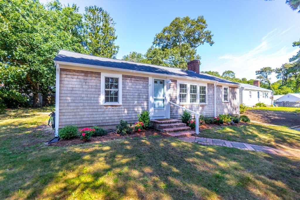 Photo of 37 Naushon Rd, Dennis, MA