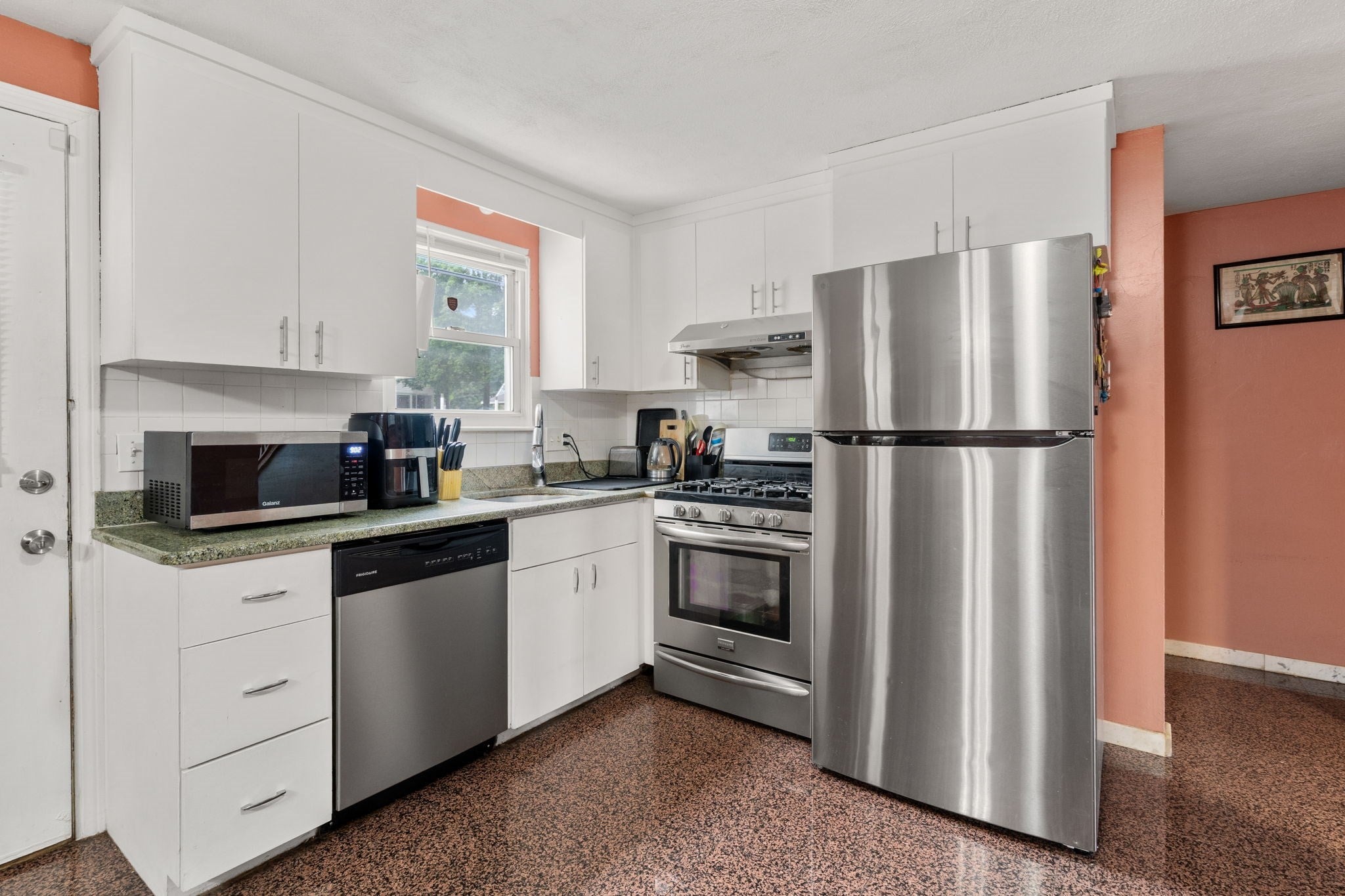 17 Louis Ln #17, Randolph, MA Photo #5