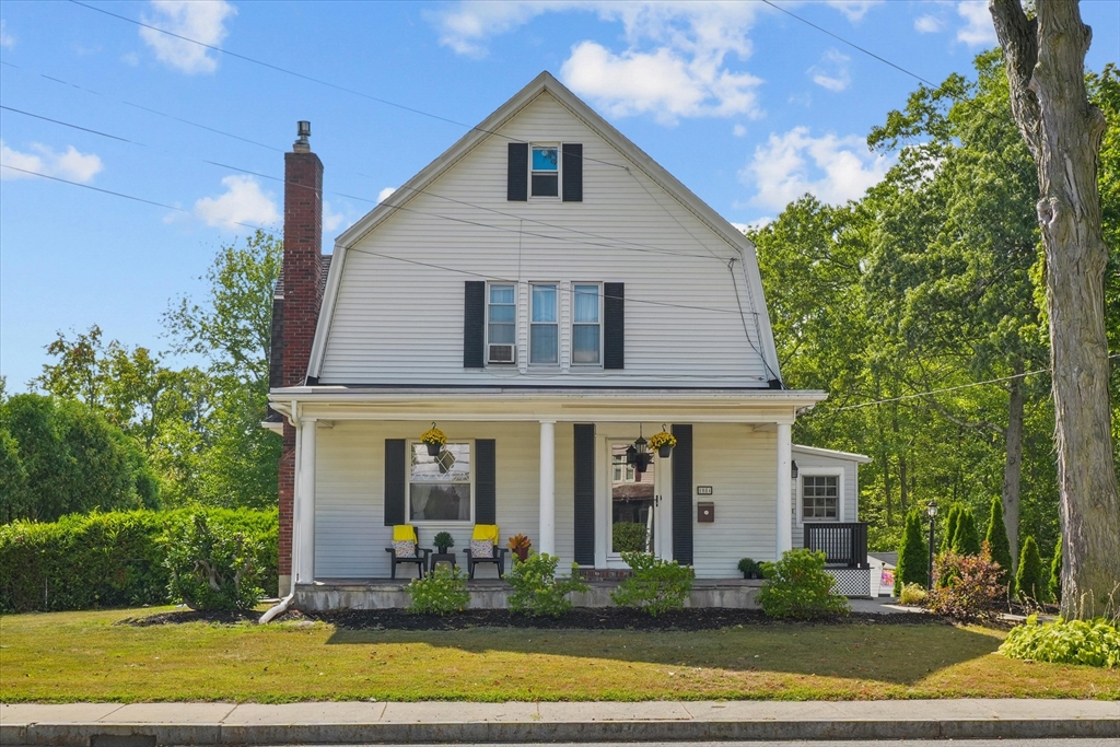 1084 Main St