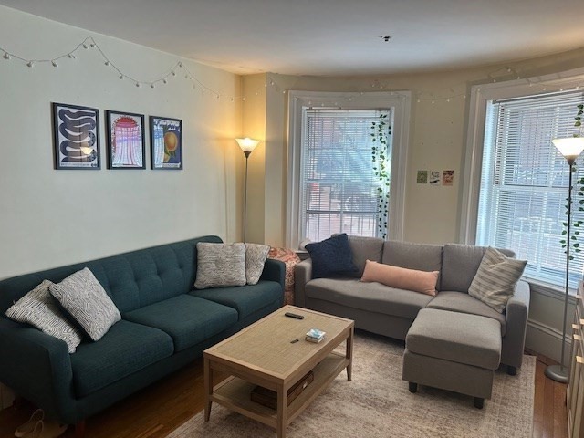 61 Dwight St 1