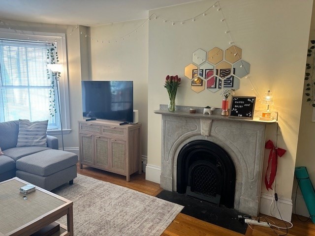 61 Dwight St 1