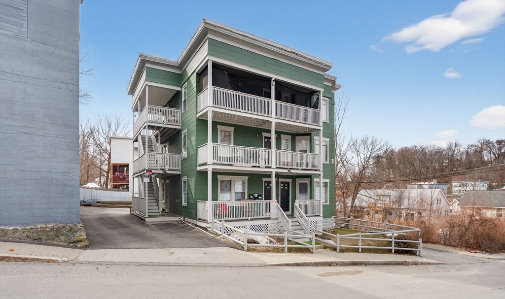 15-17 Johnson St