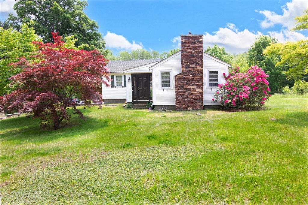 285 Granby Rd