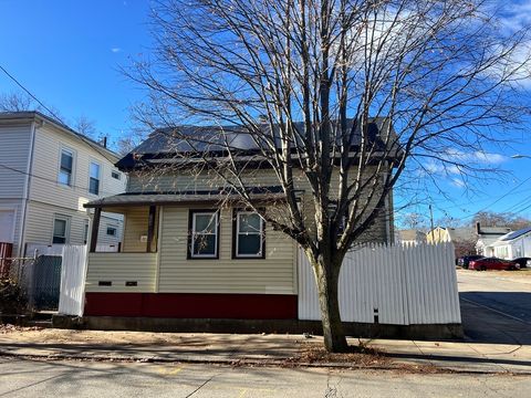 154 Camden Ave Providence RI 02908