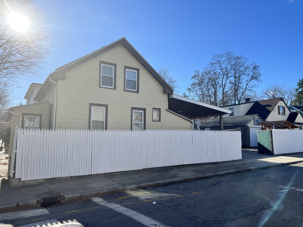 154 Camden Ave