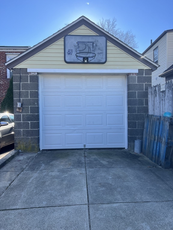 154 Camden Ave