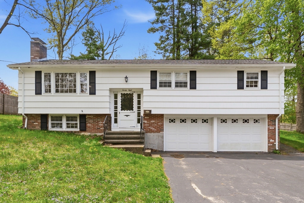 28 Mayflower Cir, Leicester, MA Photo #33
