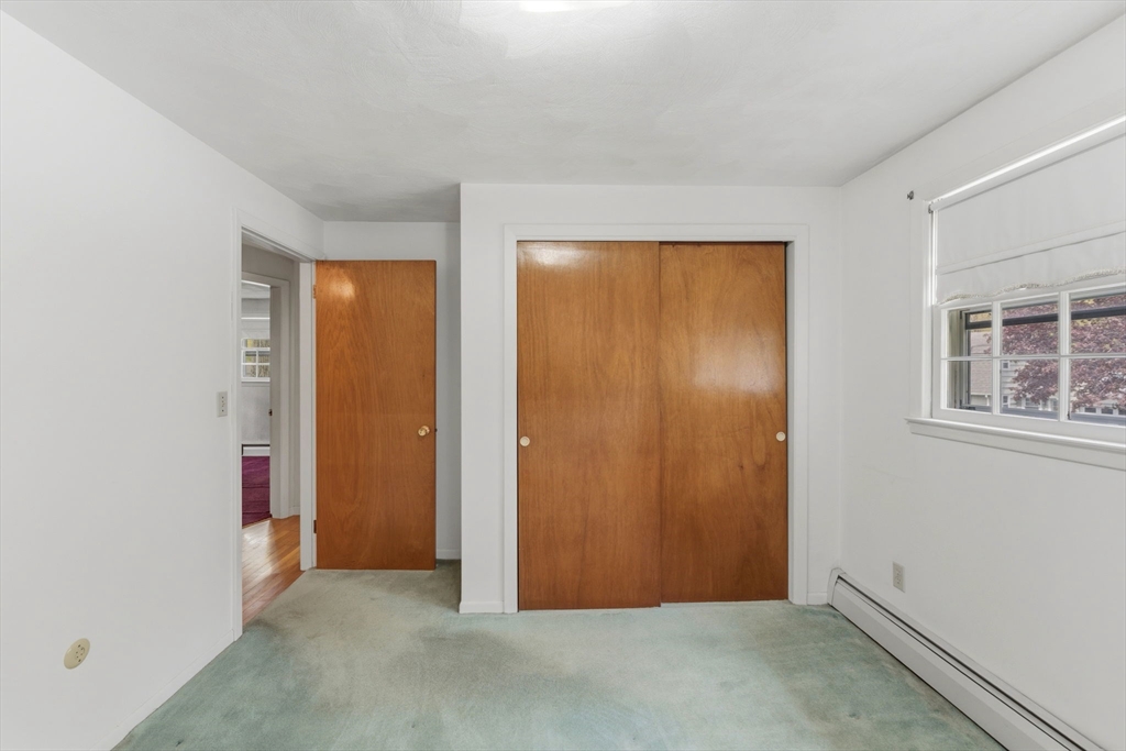 28 Mayflower Cir, Leicester, MA Photo #23